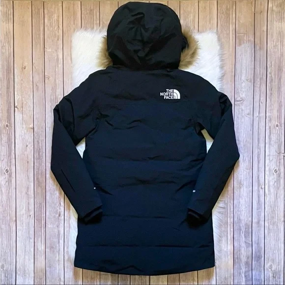 The North Face Women’s New Outerboroughs Parka In Aviator Navy - Picture 5 of 7